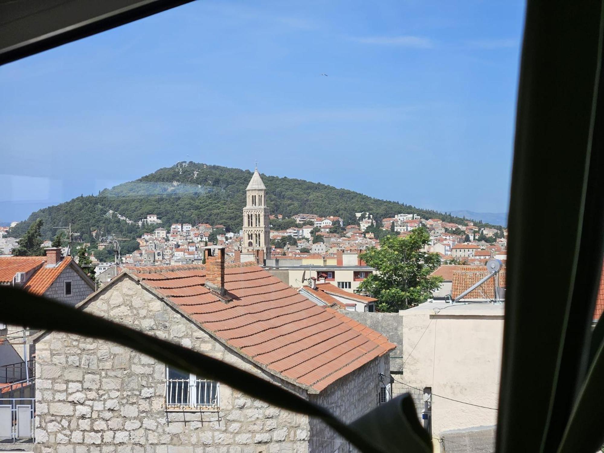 Cherry-Old Town Split Extérieur photo